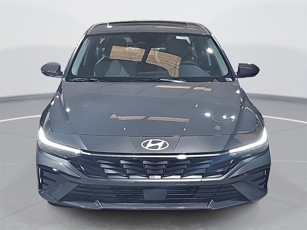 New 2026 Hyundai Elantra Limited Sedan