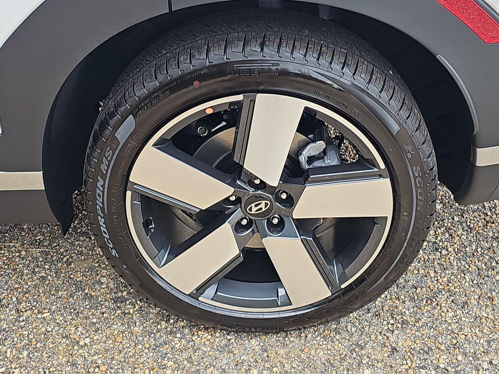 2026 Hyundai Santa Fe Limited - Photo 35