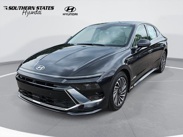 2025 Hyundai Sonata Hybrid