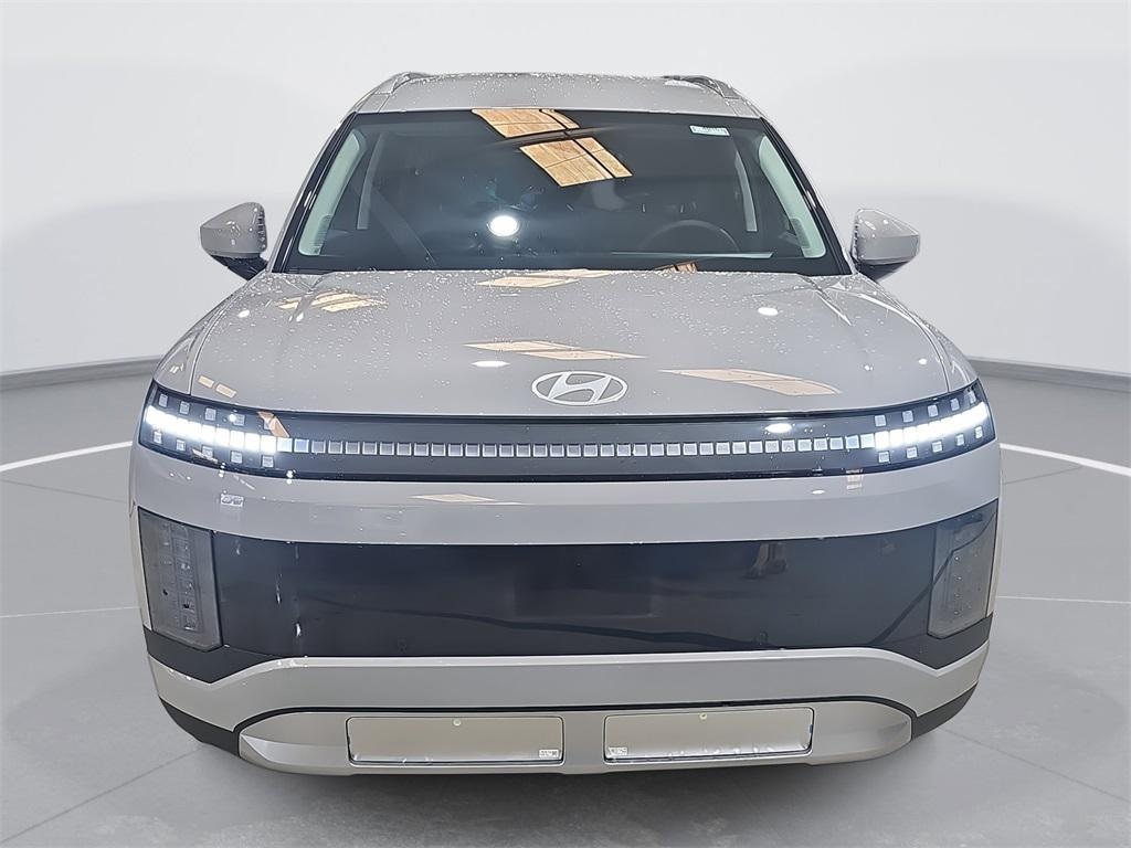 New 2026 Hyundai IONIQ 9 SE SUV