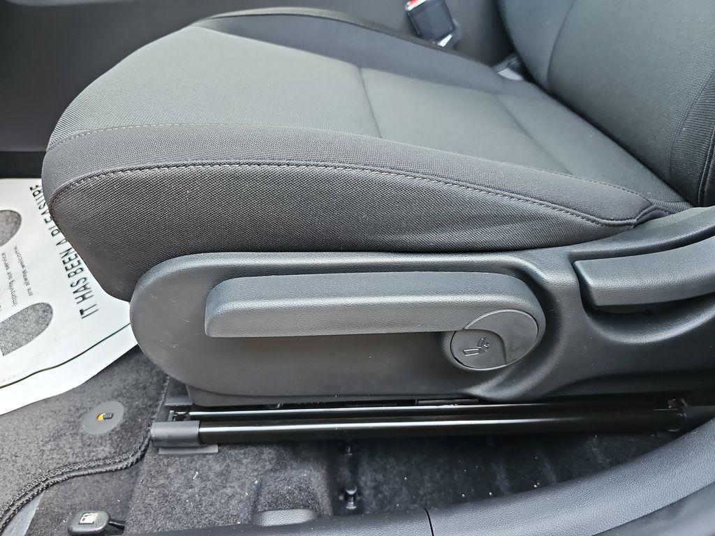 2026 Hyundai Kona SEL Sport - Photo 28