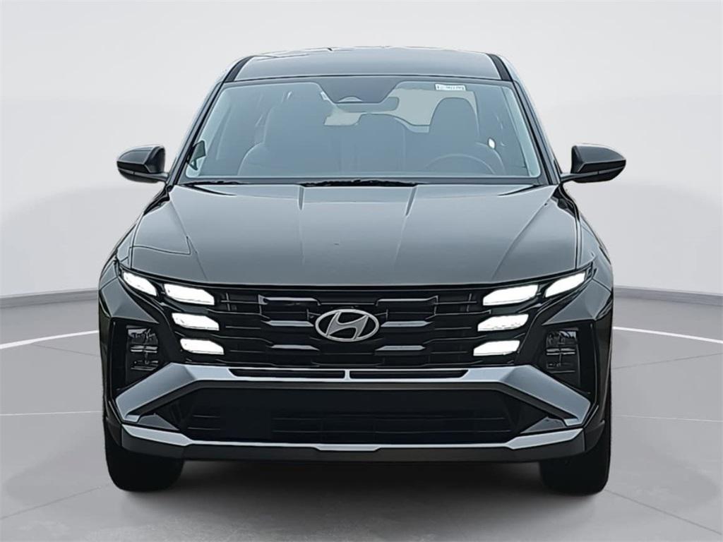 2026 Hyundai Tucson SE photo 2