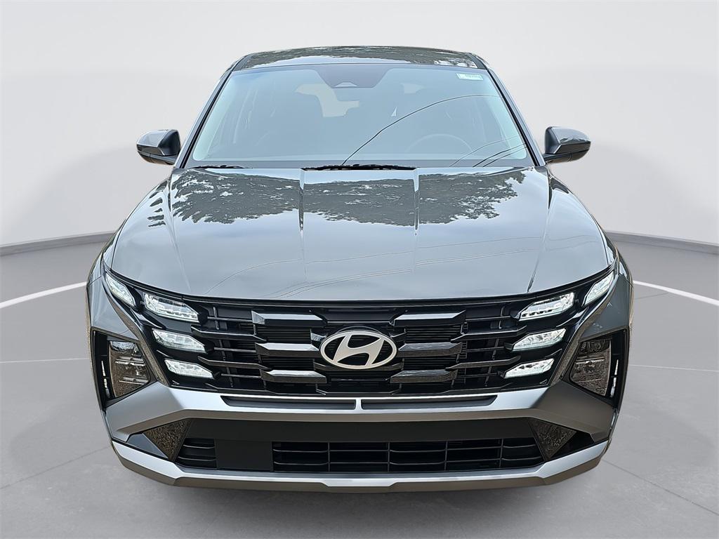 2026 Hyundai Tucson SE photo 2
