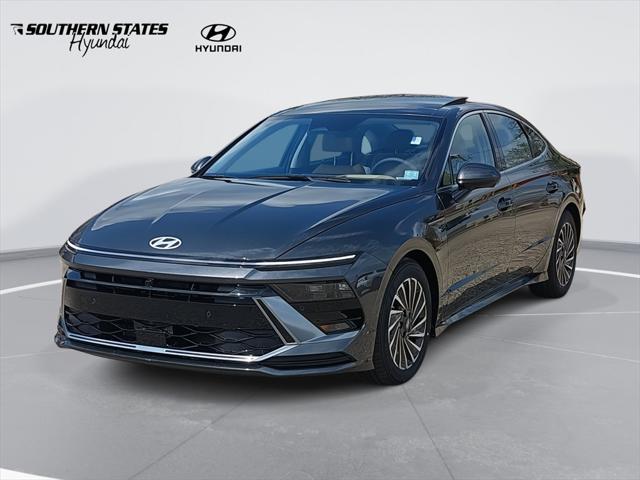 2025 Hyundai Sonata Hybrid