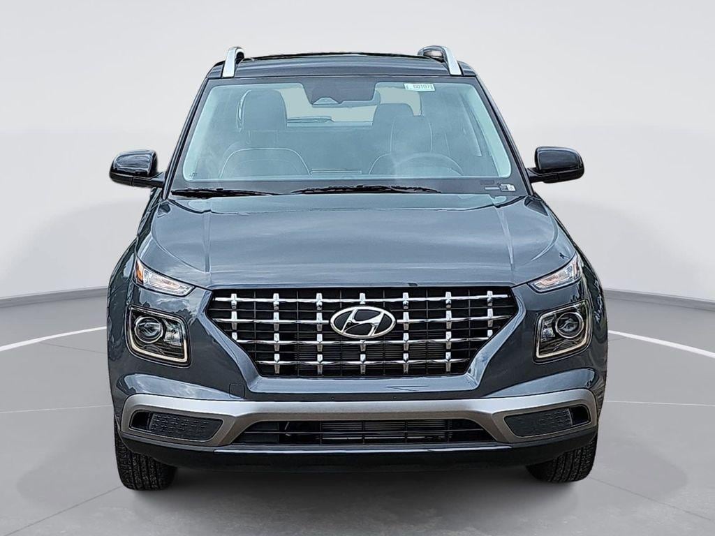 New 2026 Hyundai Venue SEL w/Two-Tone Roof SUV