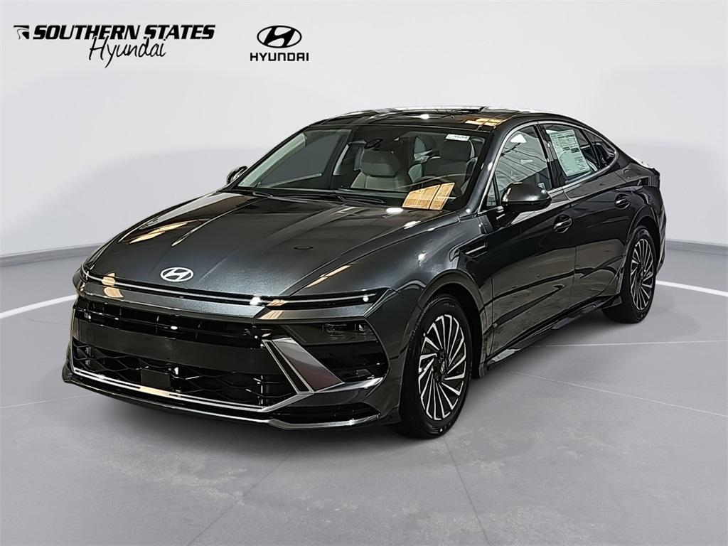 2026 Hyundai Sonata Hybrid Sedan 