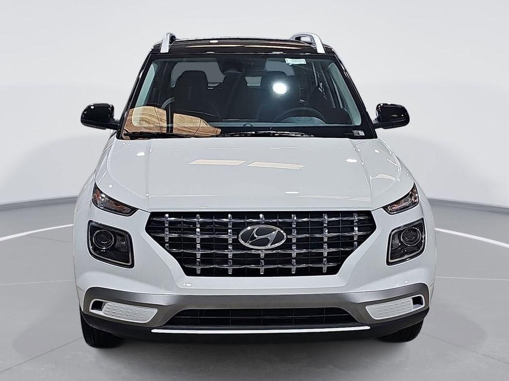 New 2026 Hyundai Venue SEL w/Two-Tone Roof SUV