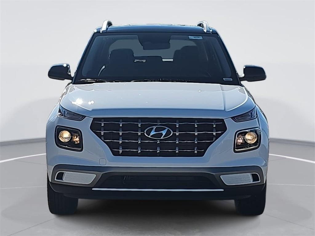 2026 Hyundai Venue SEL photo 2