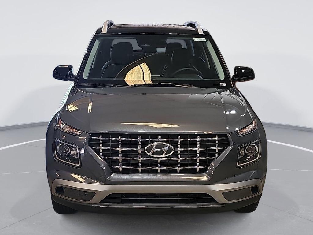 New 2026 Hyundai Venue SEL w/Two-Tone Roof SUV