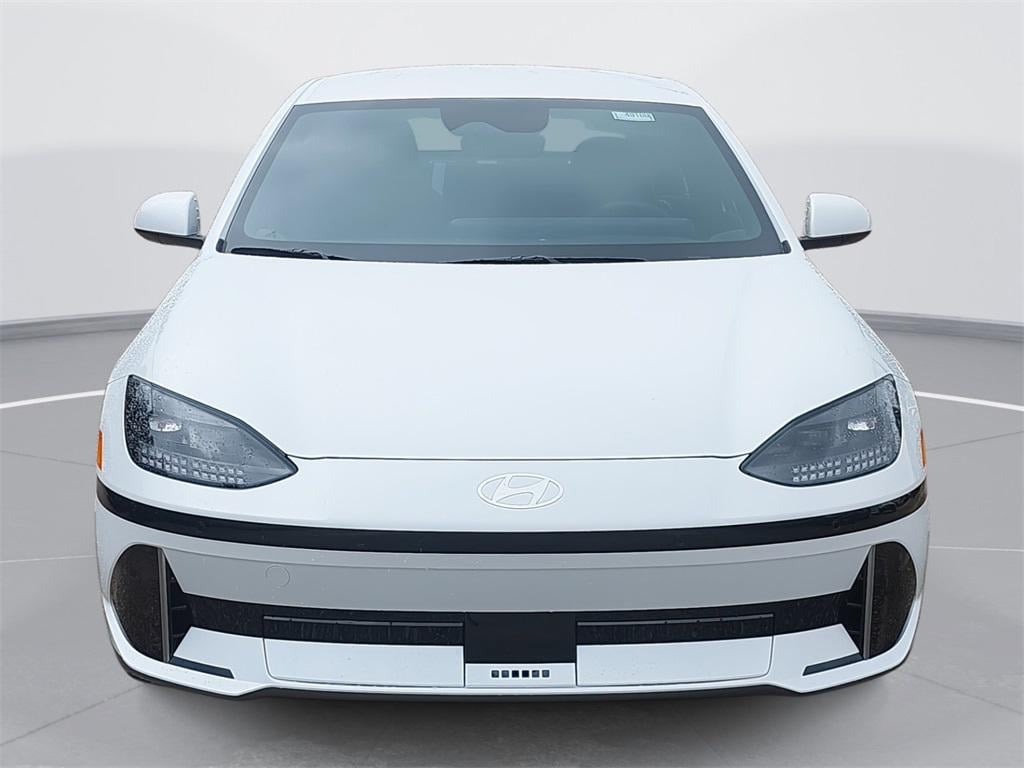 New 2025 Hyundai IONIQ 6 SE Sedan