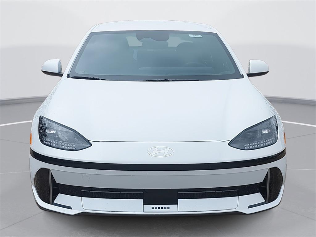 2025 Hyundai Ioniq 6 SE photo 2