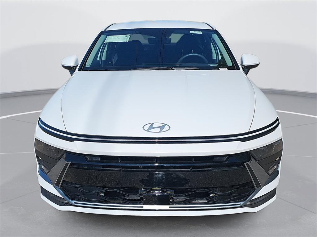 2026 Hyundai Sonata Hybrid Blue photo 2