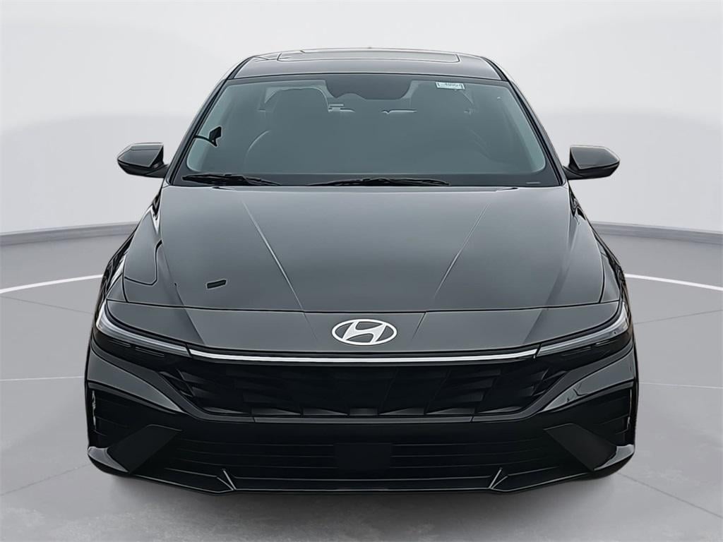 New 2026 Hyundai Elantra Hybrid Limited Sedan