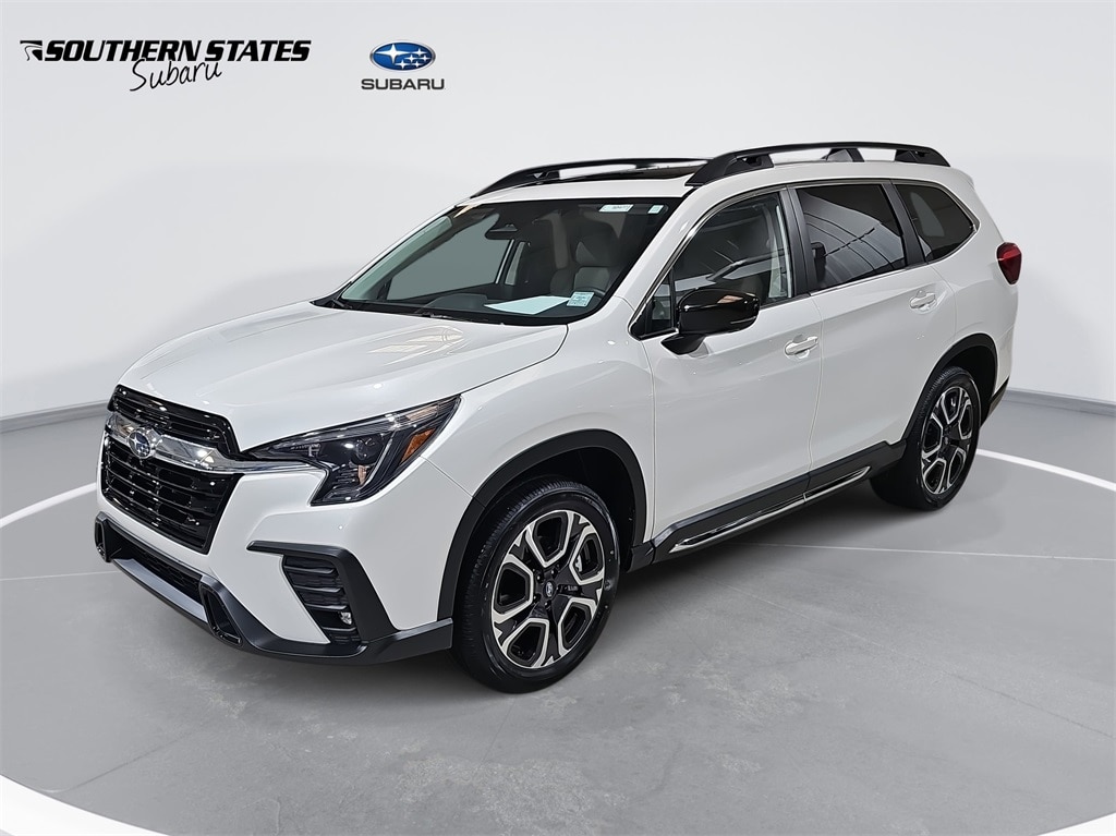 2026 Subaru Ascent Limited's photo