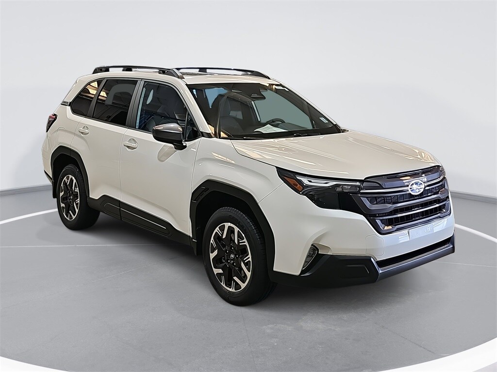 2026 Subaru Forester Premium photo 3