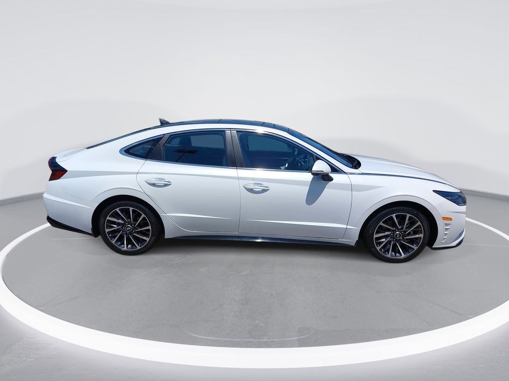 Used 2022 Hyundai Sonata Limited Sedan