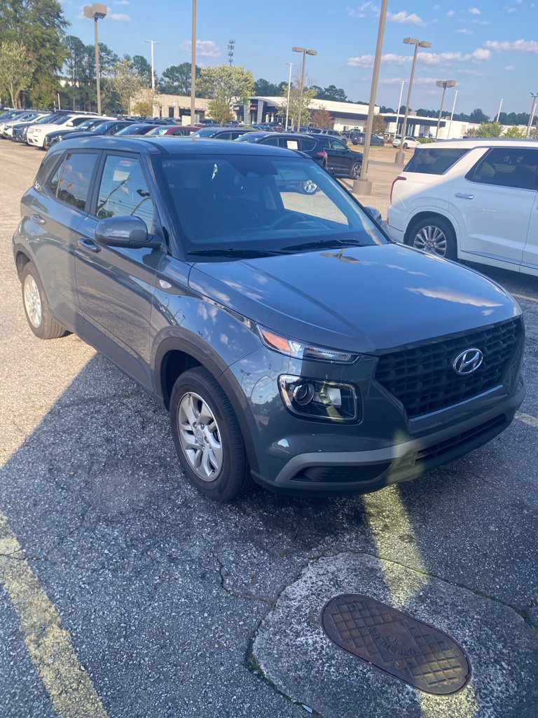 Used 2026 Hyundai Venue SE SUV