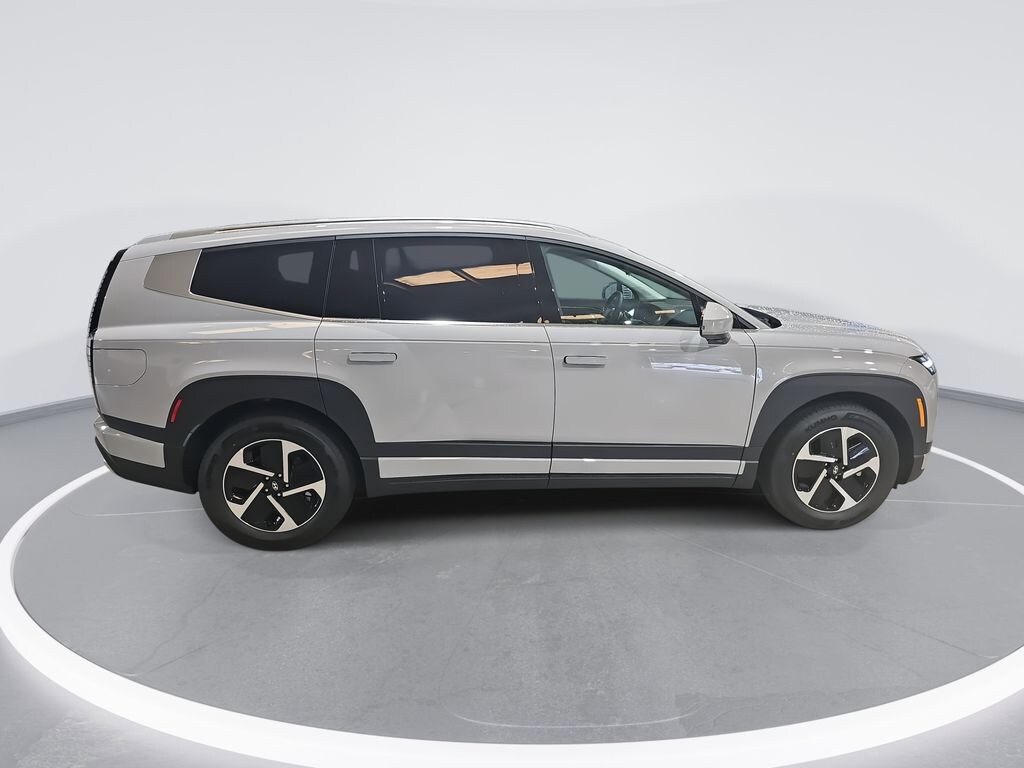 New 2026 Hyundai IONIQ 9 SE SUV