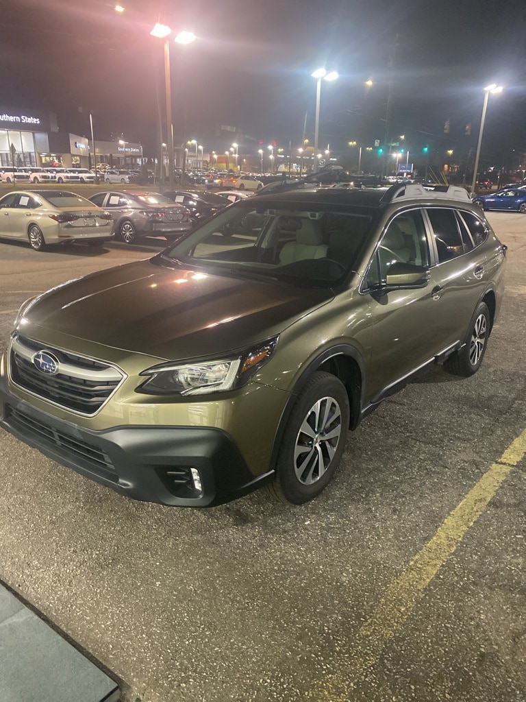 2021 Subaru Outback Premium's photo
