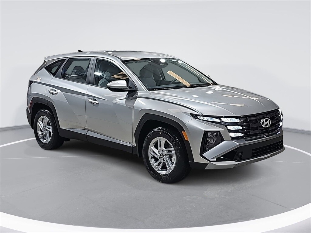 New 2026 Hyundai Tucson SE SUV