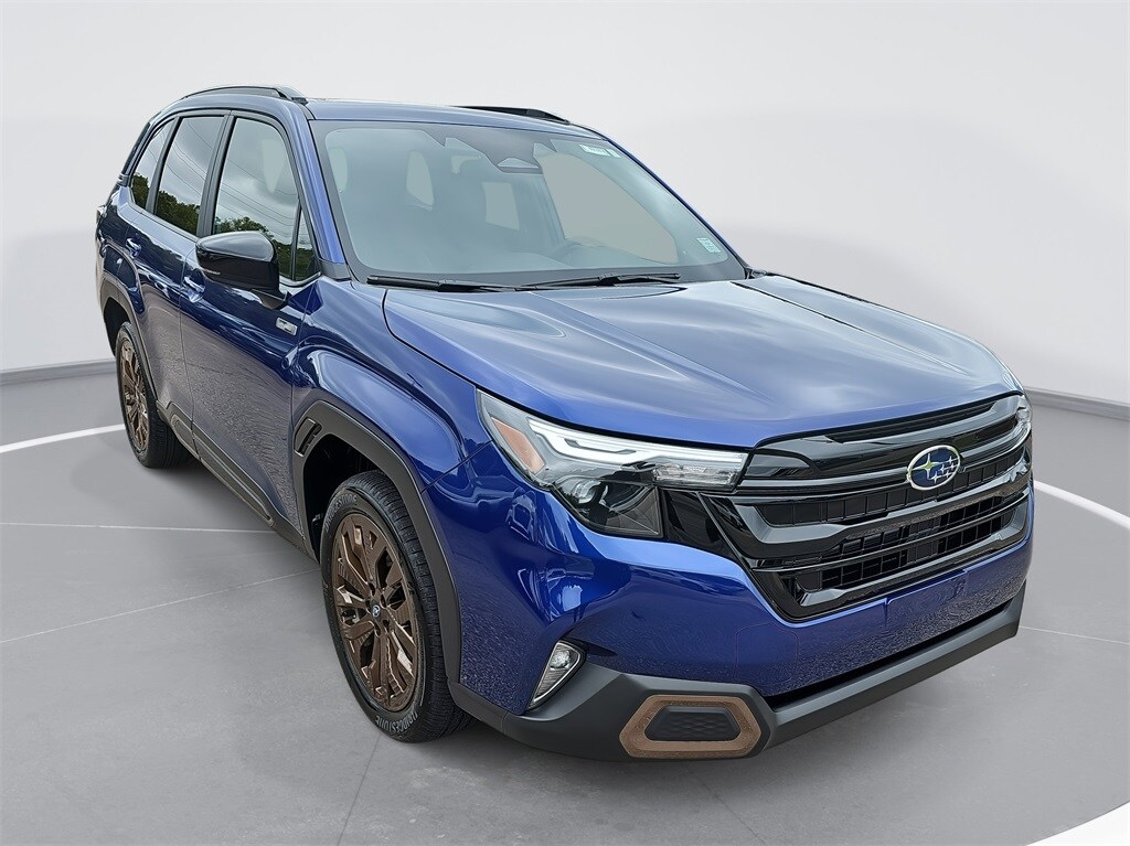 2025 Subaru Forester Sport photo 2