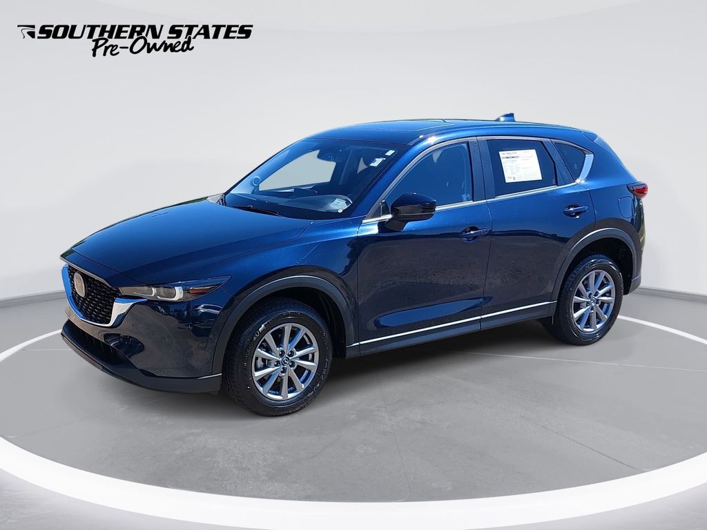 2022 Mazda CX-5 S Preferred package Auto AWD's photo