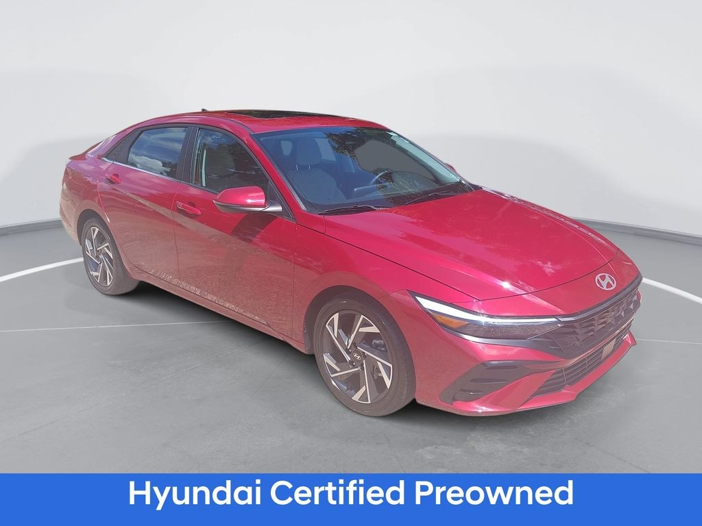 Used 2025 Hyundai Elantra Limited Sedan