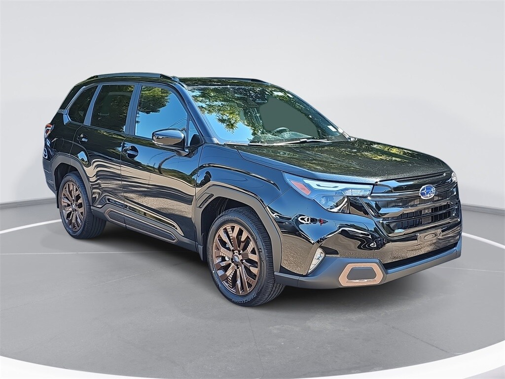 2025 Subaru Forester Sport photo 3