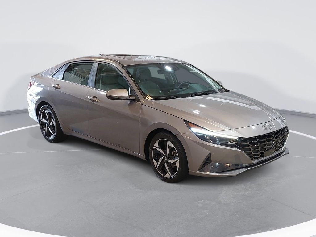 Used 2023 Hyundai Elantra Limited Sedan