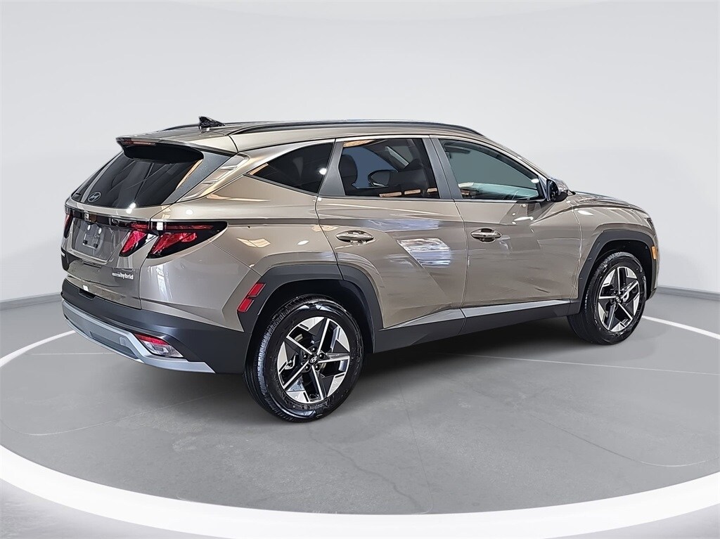 New 2026 Hyundai Tucson Hybrid SUV