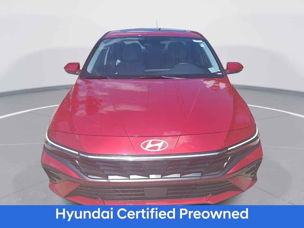 Used 2025 Hyundai Elantra Limited Sedan