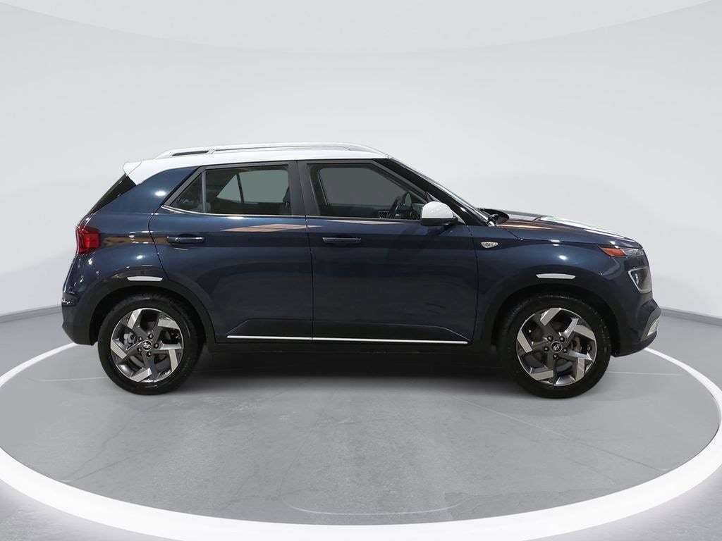Used 2022 Hyundai Venue Limited SUV
