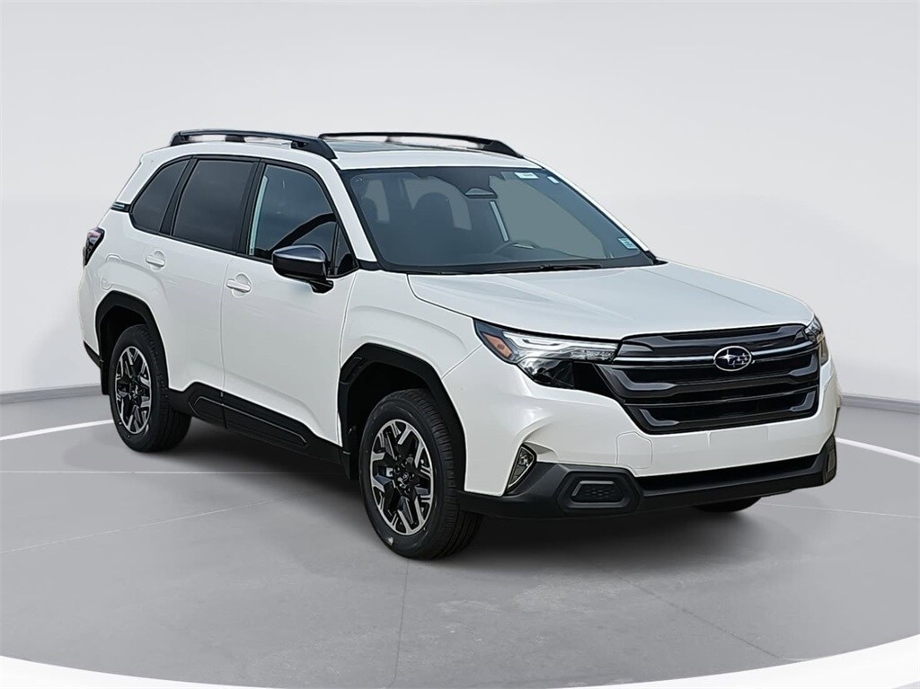 2026 Subaru Forester Premium photo 3