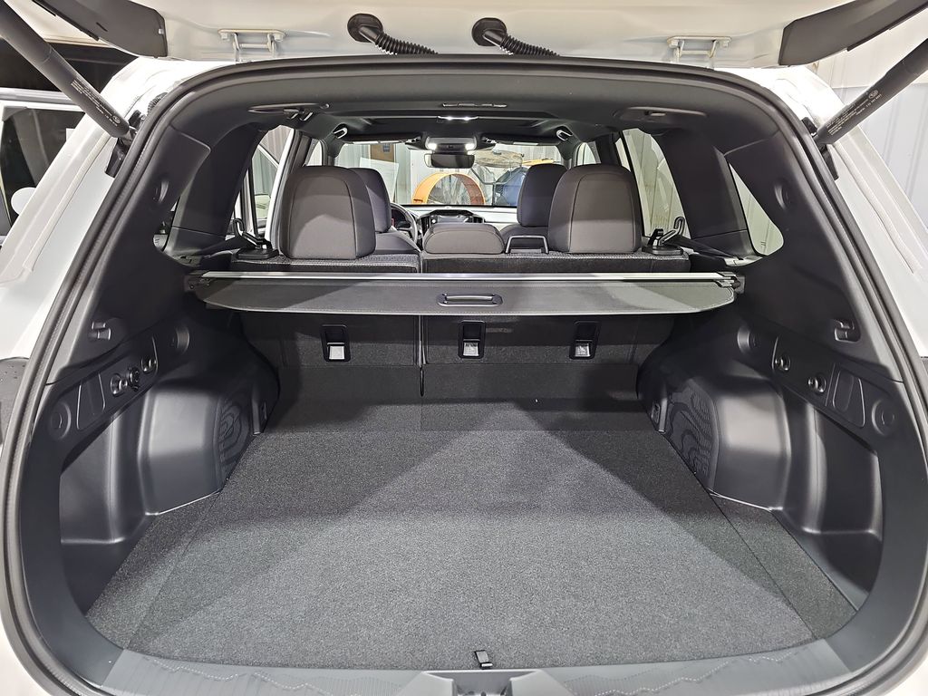 2026 Subaru Forester Premium - Photo 12