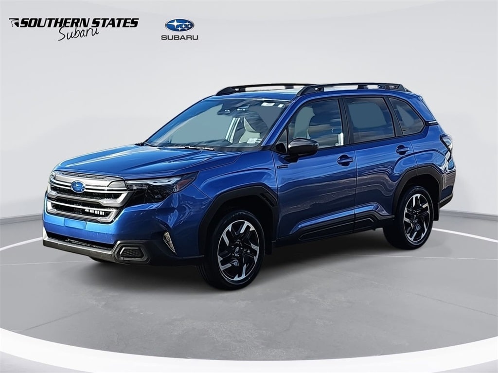 2025 Subaru Forester Premium's photo