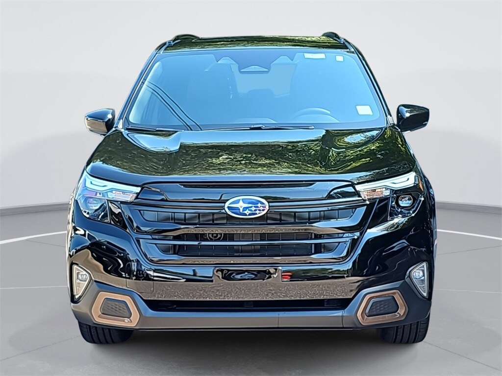 2025 Subaru Forester Sport photo 2