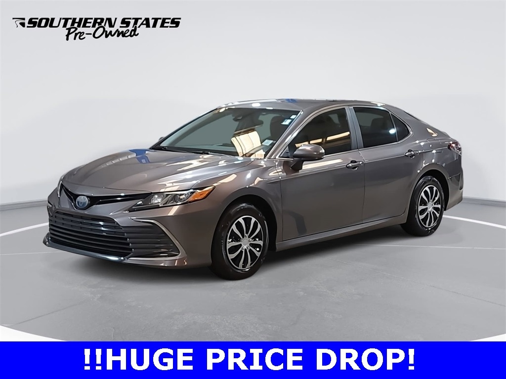 2022 Toyota Camry LE