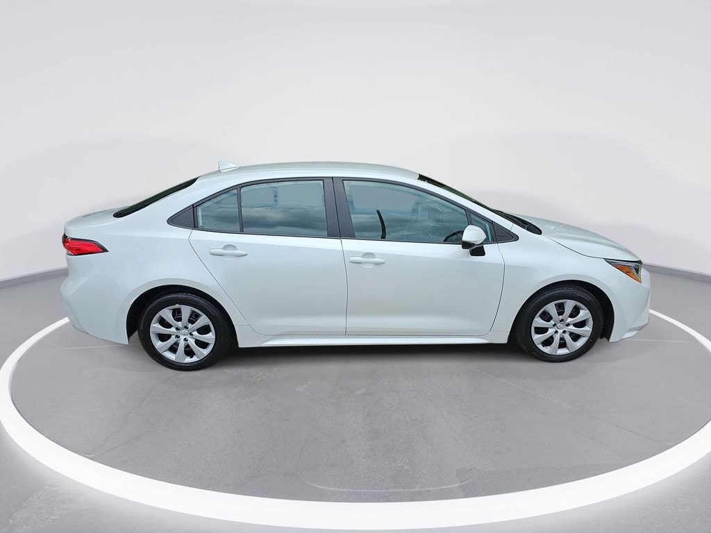 Used 2024 Toyota Corolla LE Sedan
