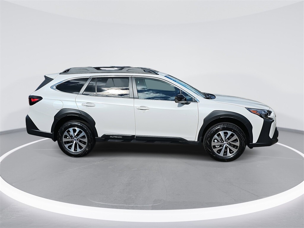 2025 Subaru Outback Premium photo 4