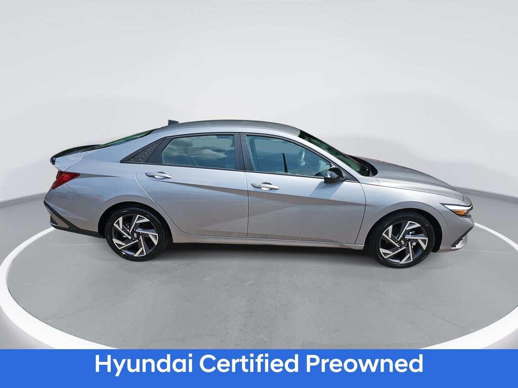 Used 2025 Hyundai Elantra Hybrid SEL Sport Sedan
