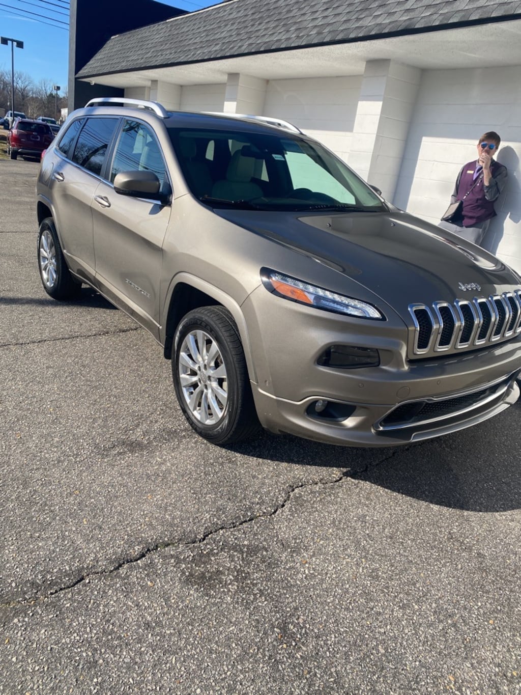 Used 2016 Jeep Cherokee Overland SUV