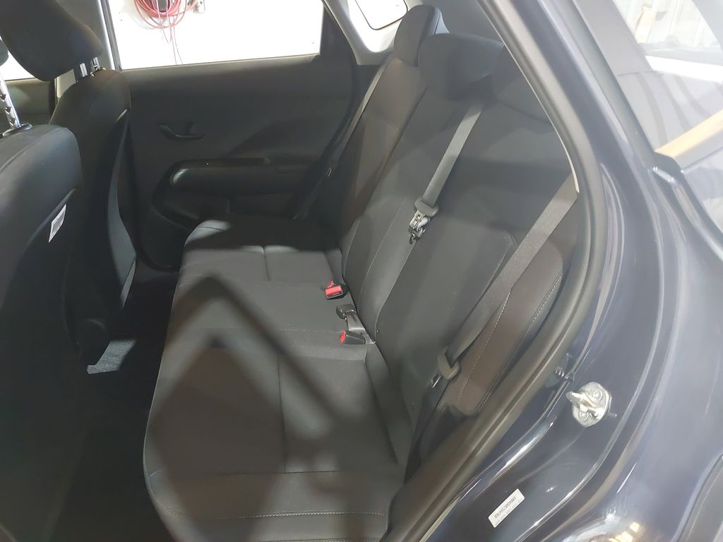 2026 Hyundai Kona SE - Photo 14