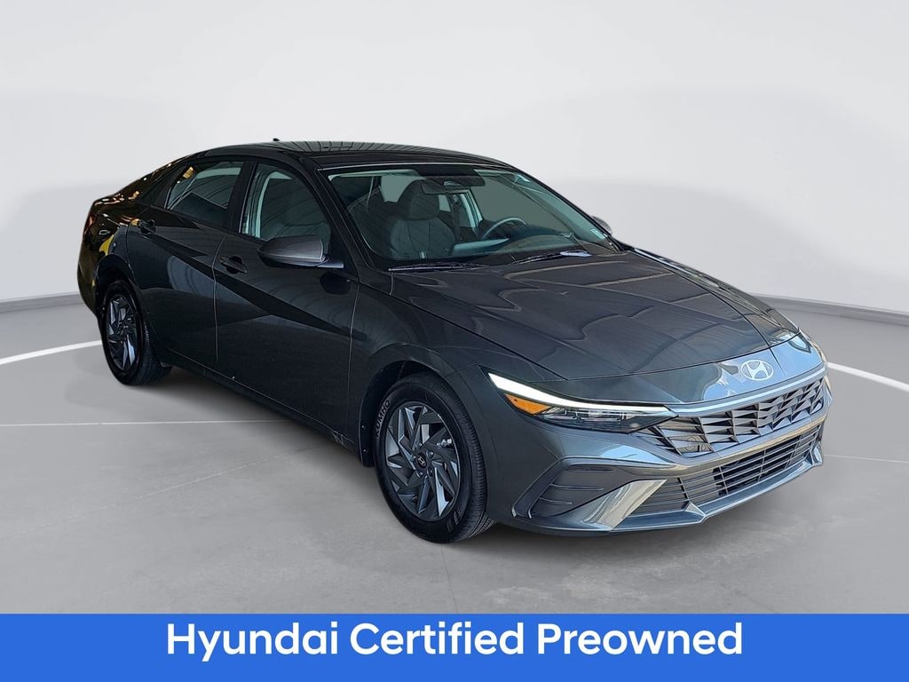 Used 2025 Hyundai Elantra Hybrid Blue Sedan