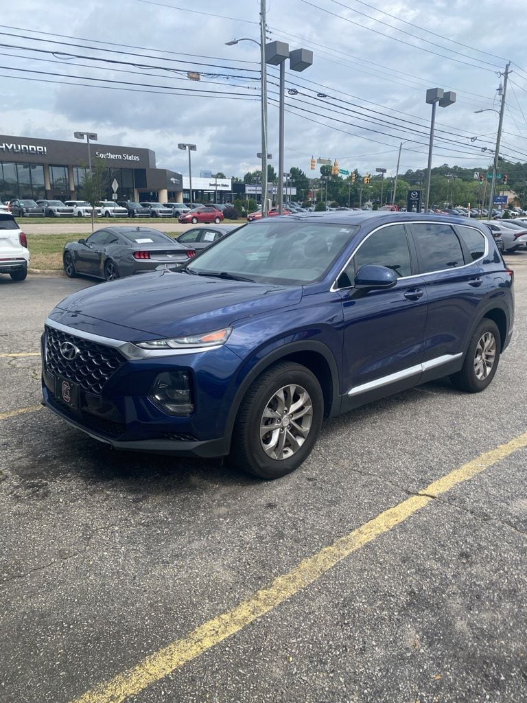 2020 Hyundai Santa Fe SE 2.4's photo