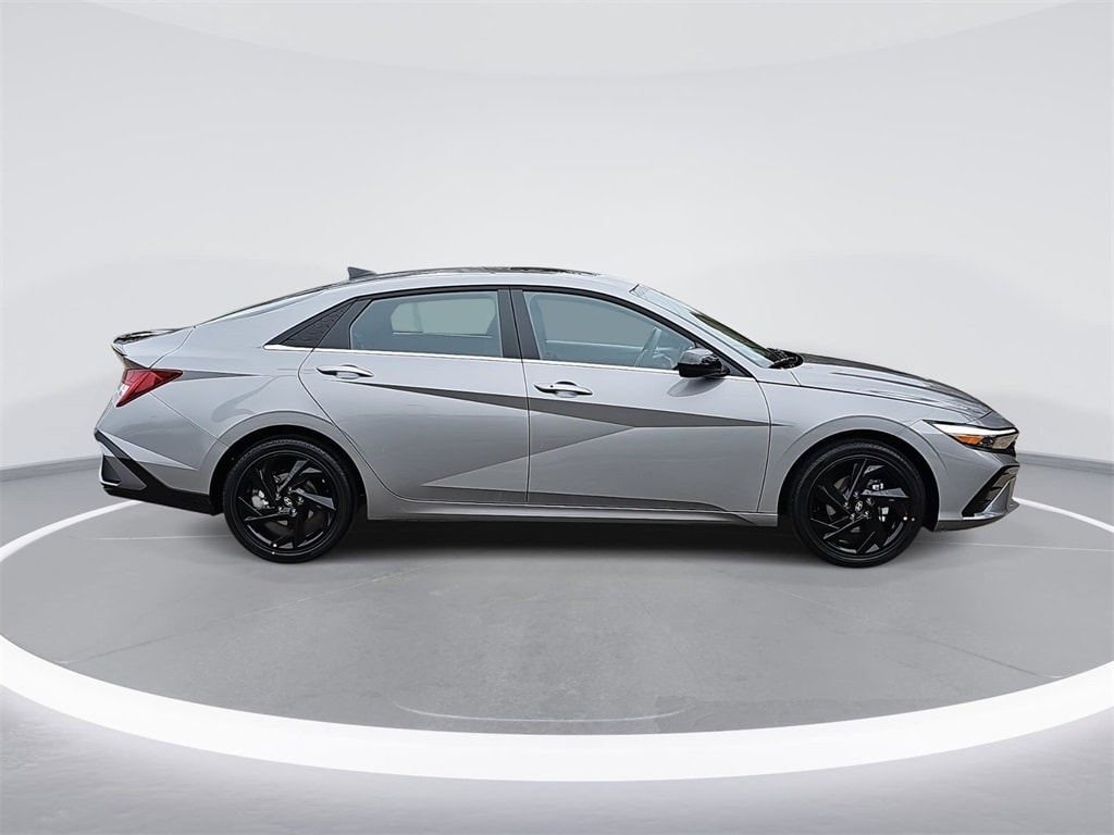 New 2026 Hyundai Elantra SEL Sport Sedan