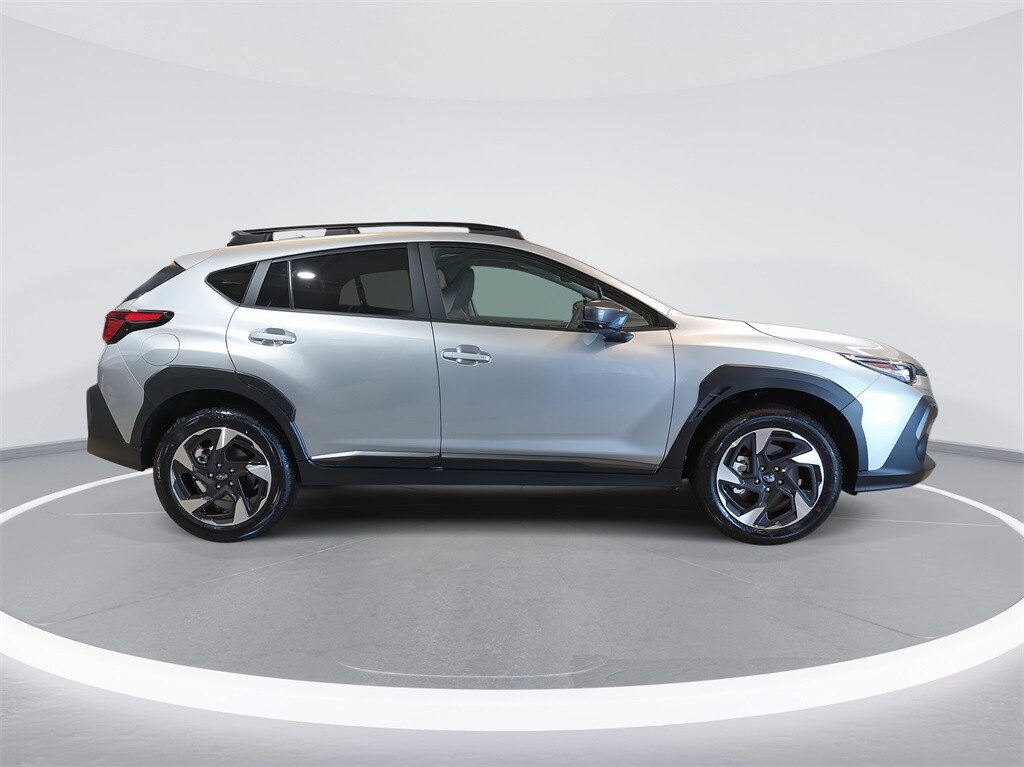 2025 Subaru Crosstrek Limited photo 2