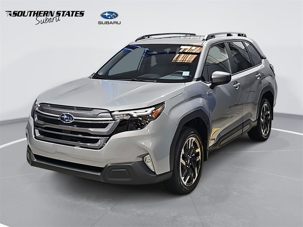 2025 Subaru Forester Premium's photo