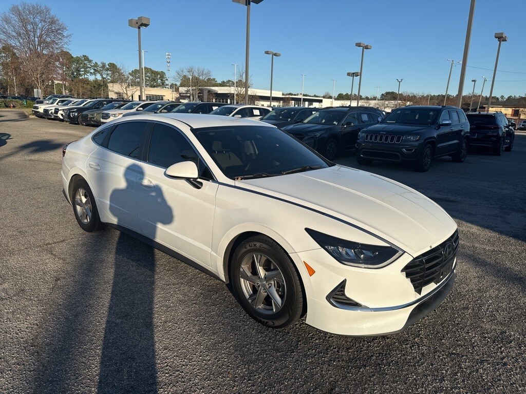 Used 2021 Hyundai Sonata SE Sedan