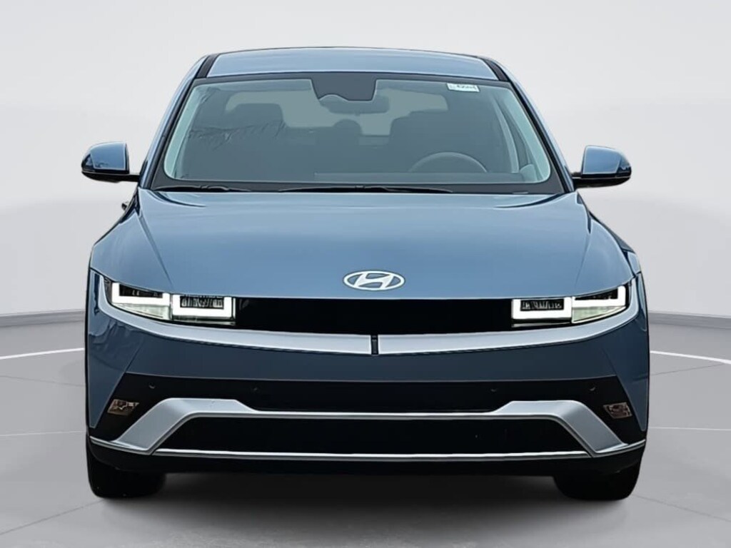 New 2026 Hyundai IONIQ 5 SE Standard Range SUV