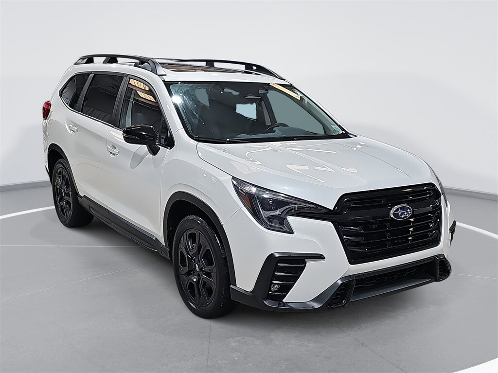 2023 Subaru Ascent Onyx Edition photo 3
